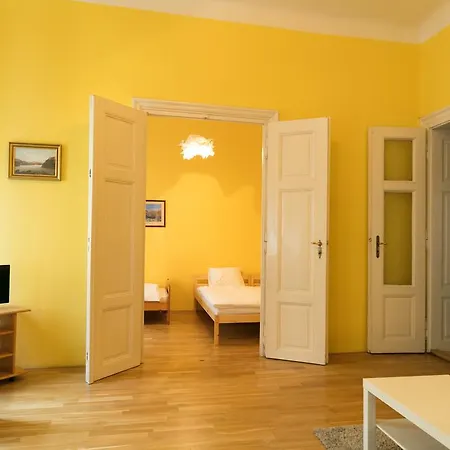 Royal Serikova Apartman *