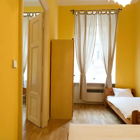 Royal Serikova Apartman